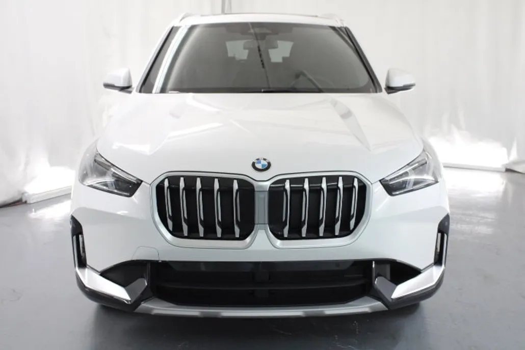 2025 Bmw X1 XDrive28i photo 1