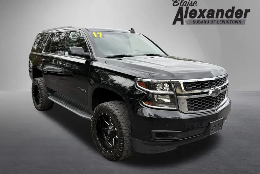 2017 Chevrolet Tahoe LS photo 1