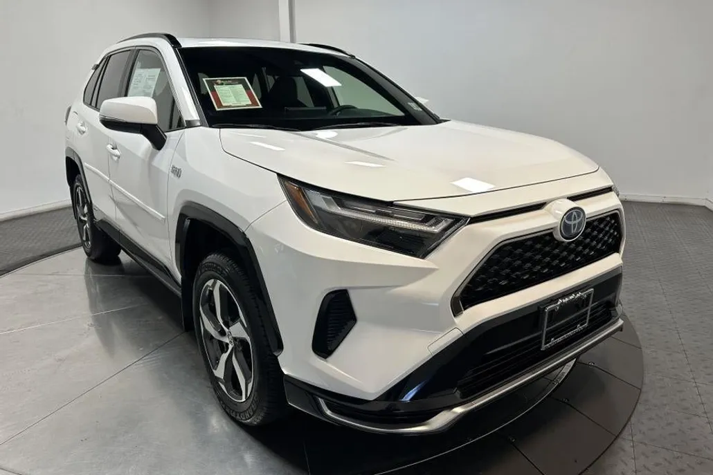 2023 Toyota RAV4 Prime SE photo 1
