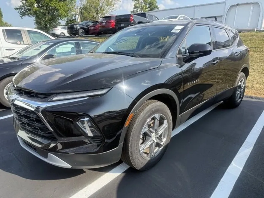2023 Chevrolet Blazer 2LT photo 1