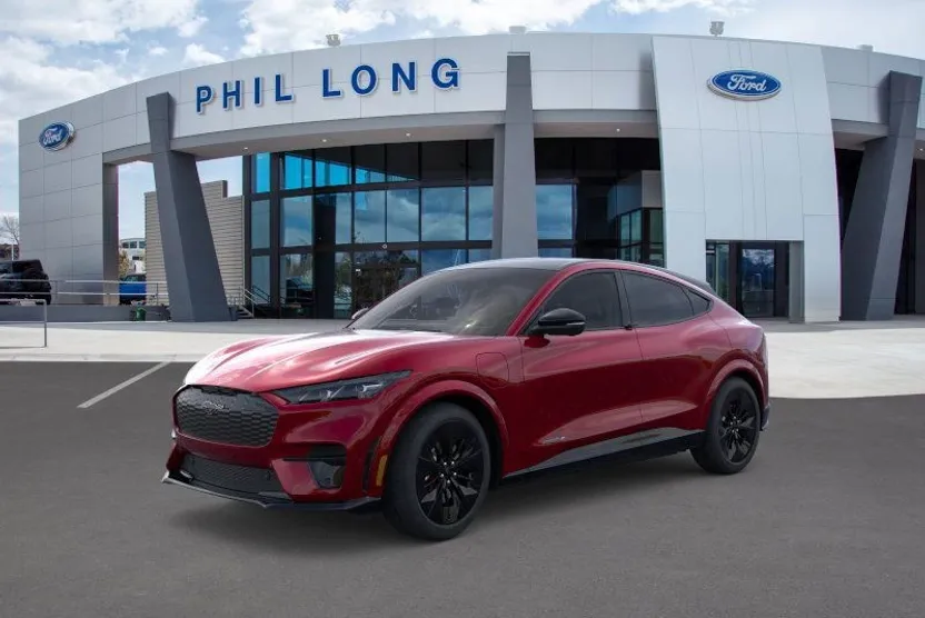 2025 Ford Mustang Mach-E GT photo 1