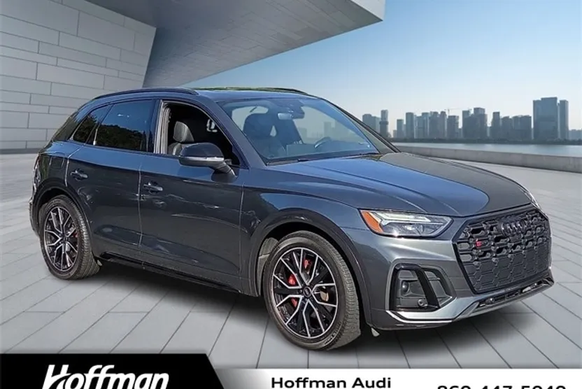 2023 Audi SQ5 Premium Plus photo 1
