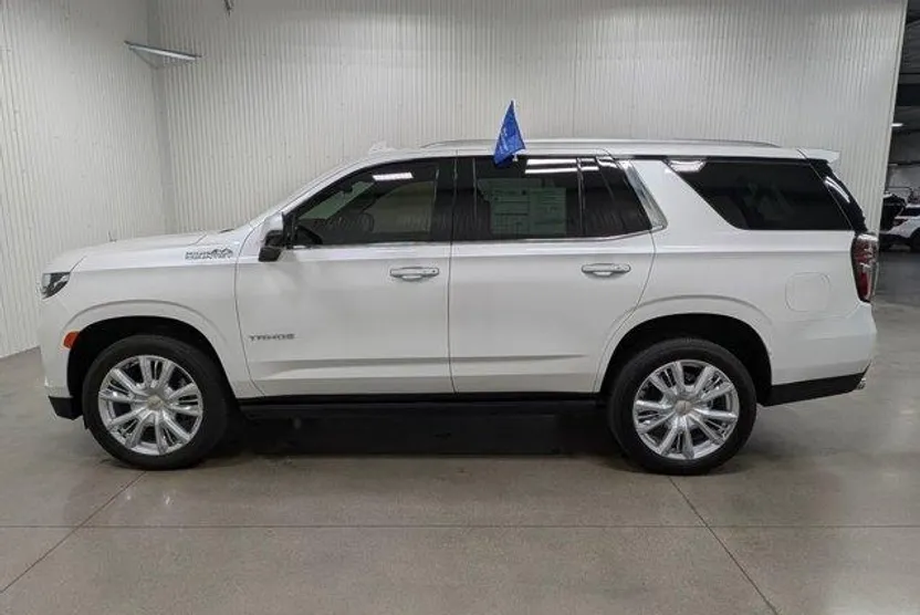 2023 Chevrolet Tahoe High Country photo 1