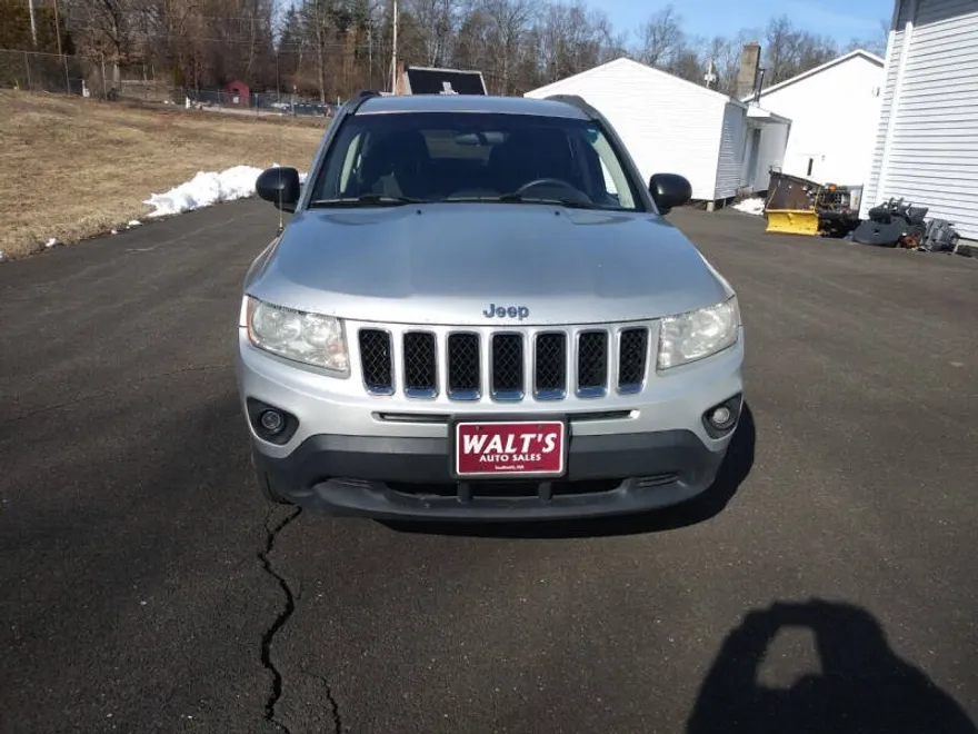 2013 Jeep Compass Sport photo 1