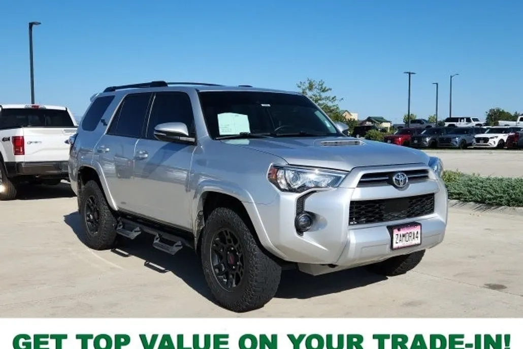 2020 Toyota 4Runner TRD Off-Road photo 1