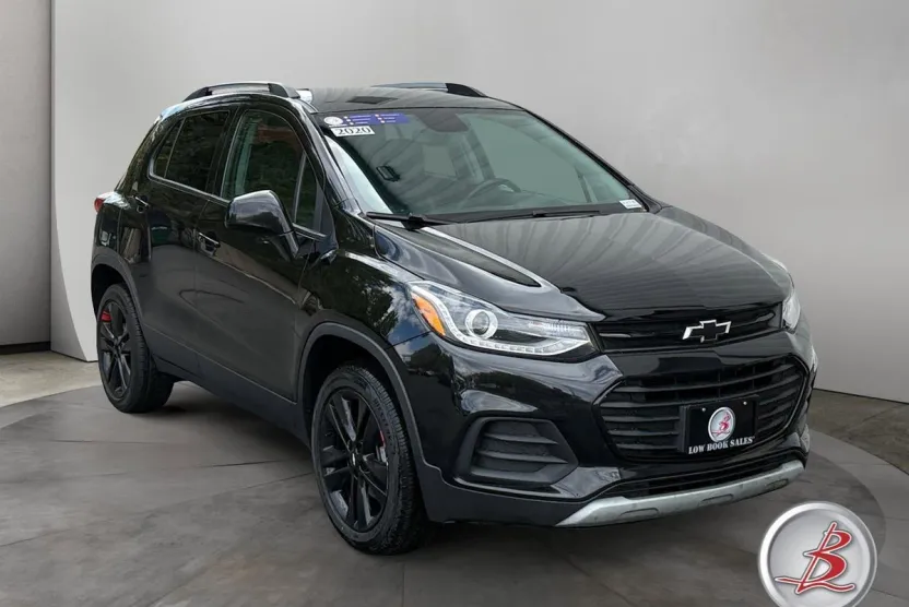 2020 Chevrolet Trax LT photo 1
