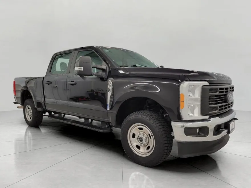 2023 Ford F-350 XL photo 1