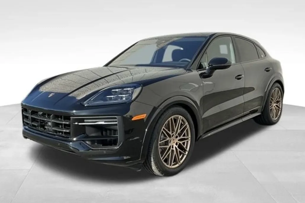 2026 Porsche Cayenne Coupe GTS photo 1