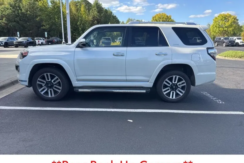 2023 Toyota 4Runner Limited photo 1