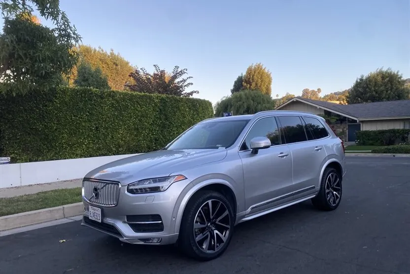 2019 Volvo XC90 T6 Inscription photo 1
