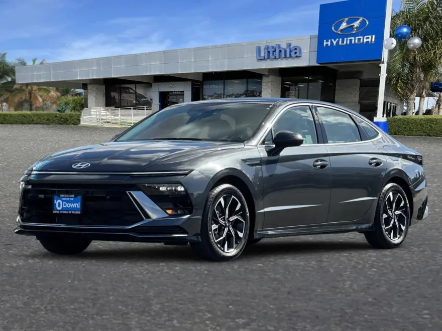 2024 Hyundai Sonata SEL photo 1