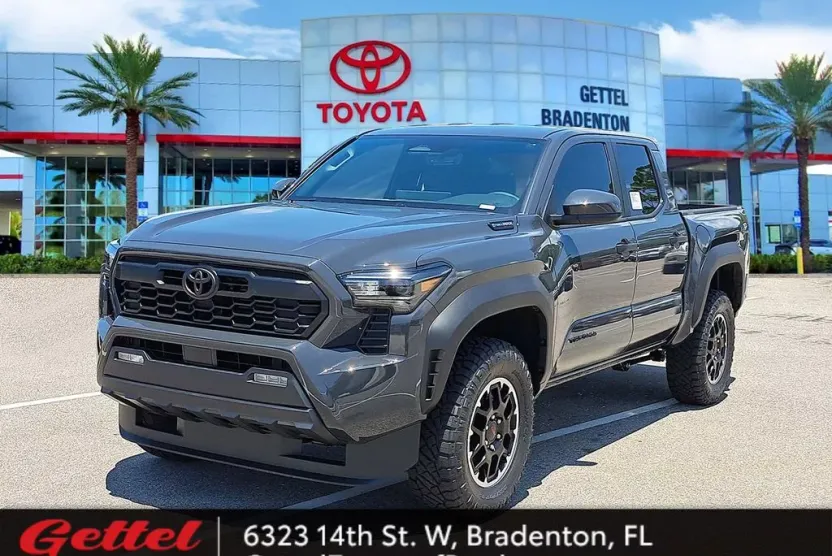 2025 Toyota Tacoma TRD Off-Road Double Cab photo 1