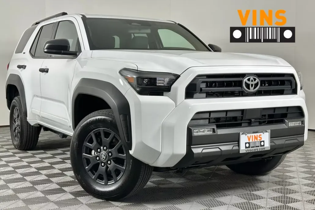 2025 Toyota 4Runner SR5 photo 1