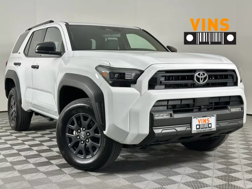 2025 Toyota 4Runner SR5 photo 1