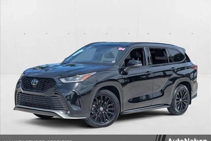 2024 Toyota Highlander XSE photo 1
