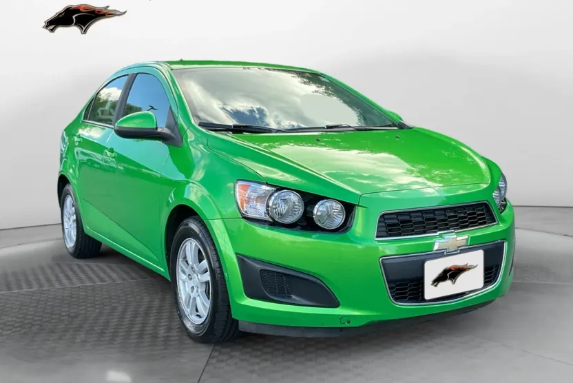 2015 Chevrolet Sonic LT photo 1