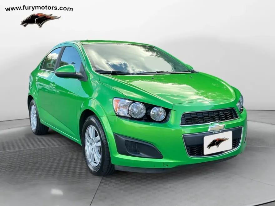 2015 Chevrolet Sonic LT photo 1