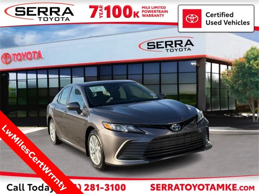 2024 Toyota Camry LE photo 1