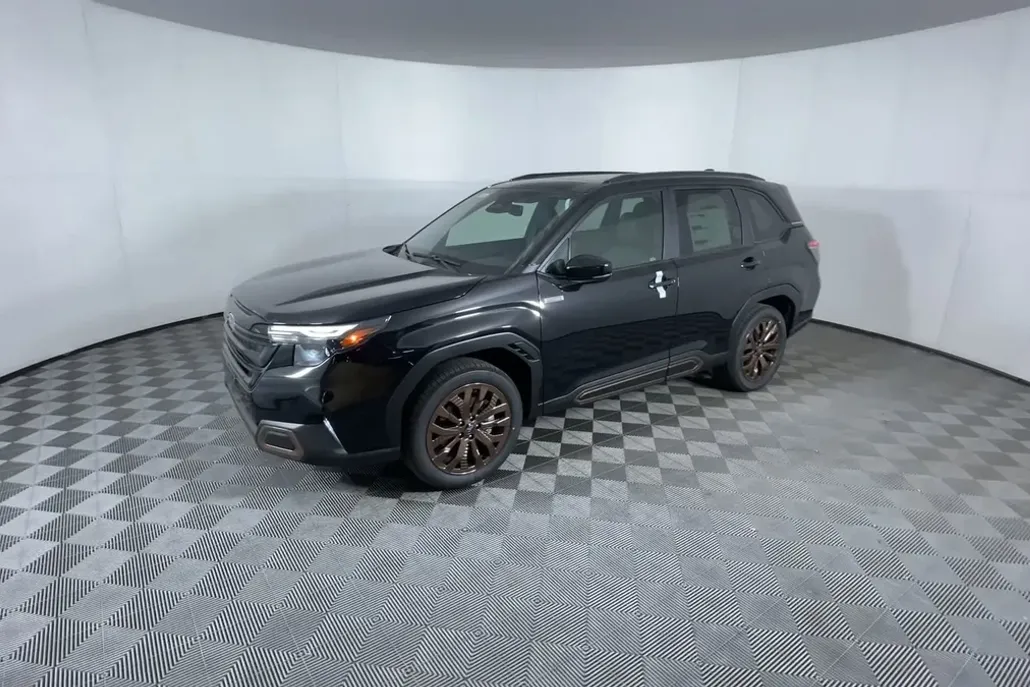 2025 Subaru Forester Sport photo 1