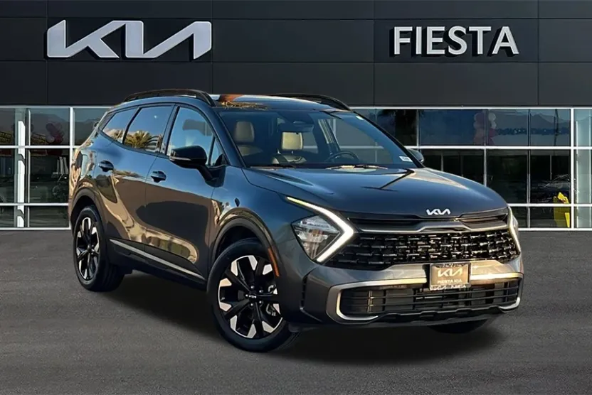 2023 Kia Sportage Plug-In Hybrid X-Line photo 1