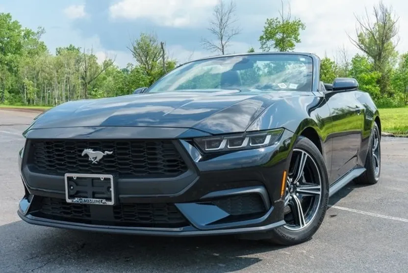 2024 Ford Mustang EcoBoost Premium Convertible photo 1