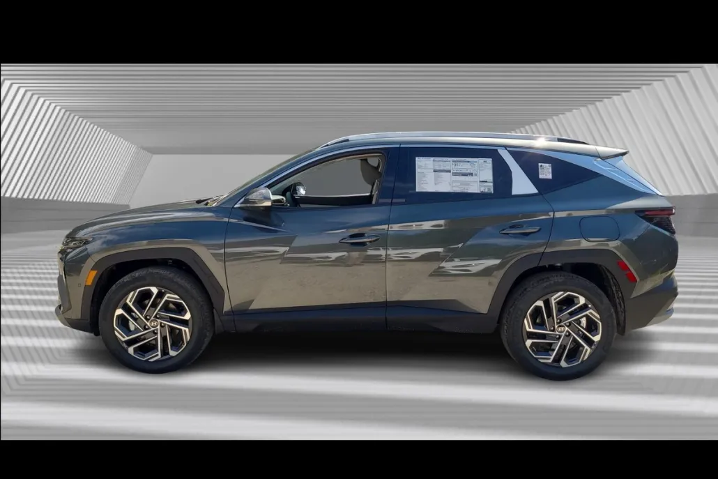 2025 Hyundai Tucson Hybrid Limited photo 1