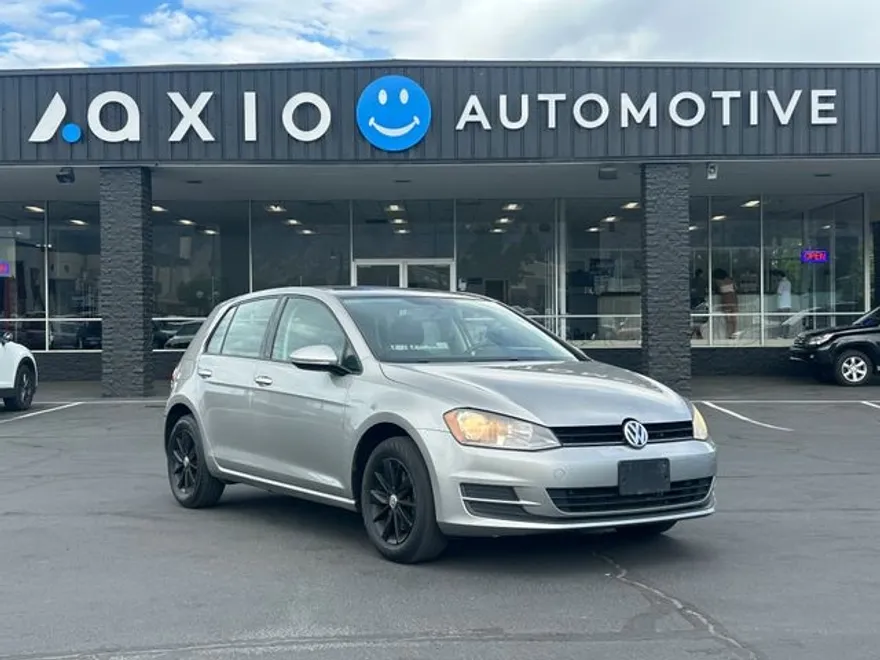 2015 Volkswagen Golf TSI S photo 1