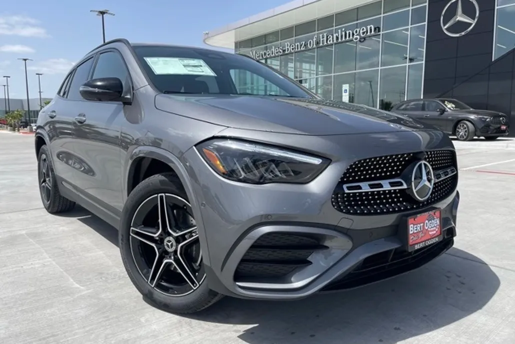 2025 Mercedes Benz GLA 250 photo 1