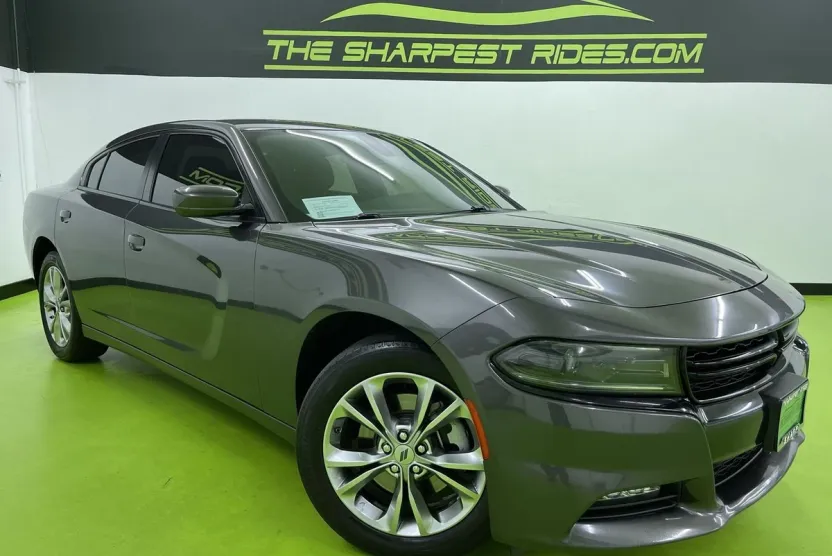 2022 Dodge Charger SXT photo 1
