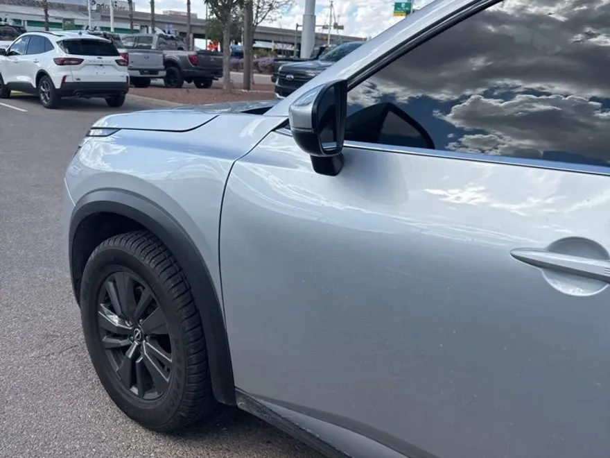 2022 Nissan Pathfinder S photo 1