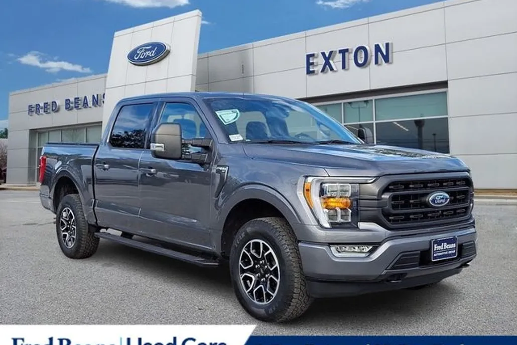2022 Ford F-150 XLT photo 1