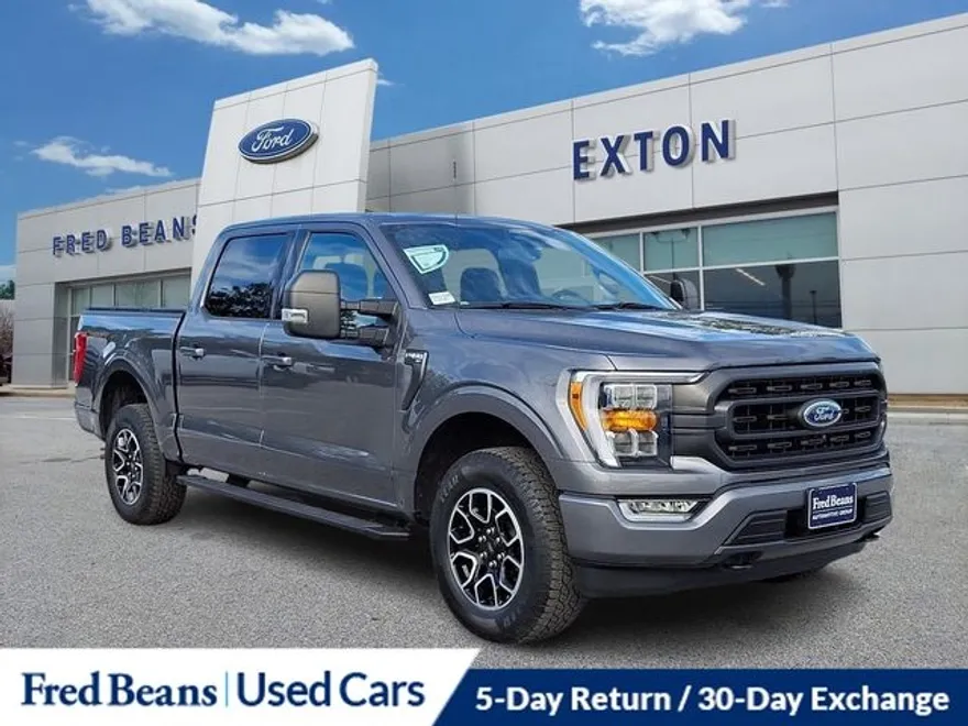2022 Ford F-150 XLT photo 1