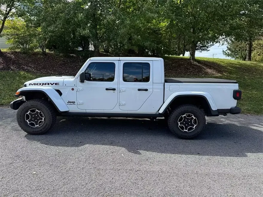 2021 Jeep Gladiator Mojave photo 1
