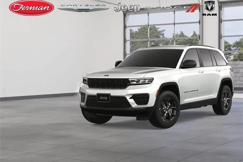 2025 Jeep Grand Cherokee Laredo Altitude photo 1