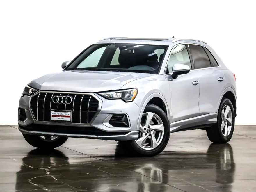 2022 Audi Q3 40 TFSI Premium photo 1