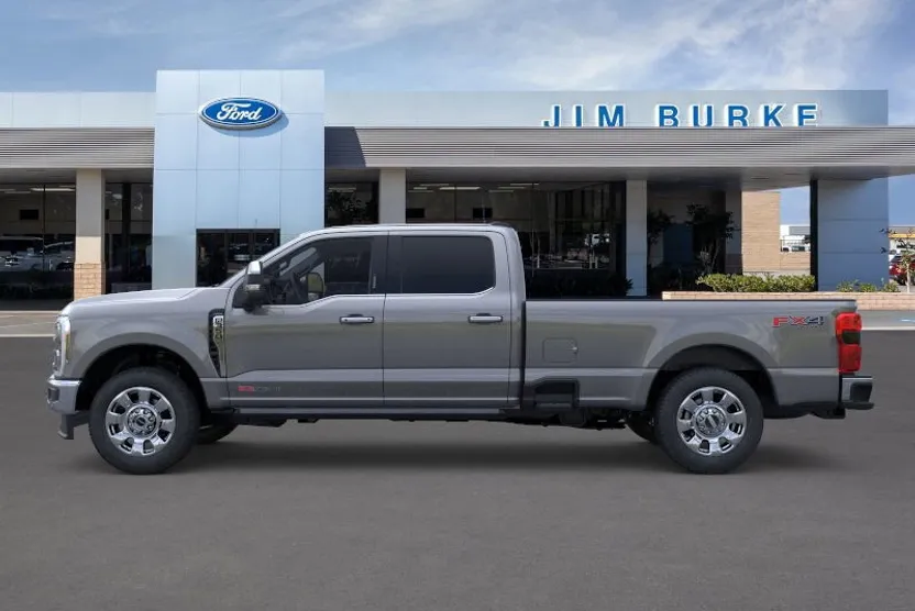 2025 Ford F-350 Lariat photo 1