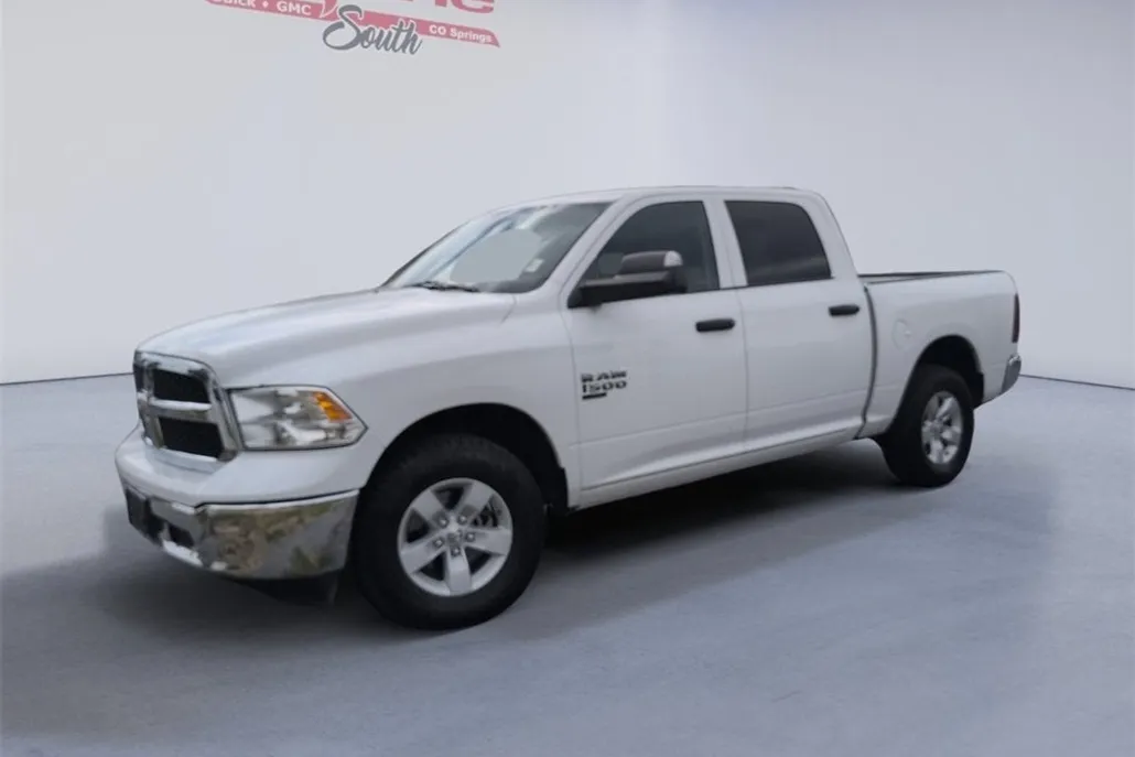 2023 Ram 1500 Classic SLT photo 1