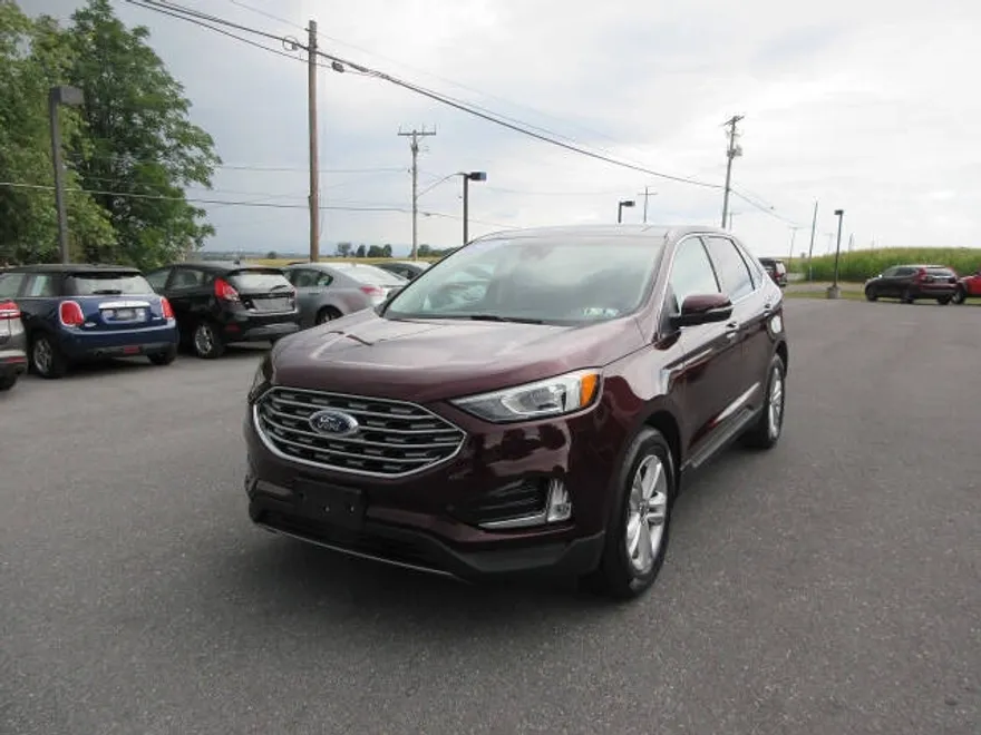2020 Ford Edge SEL photo 1