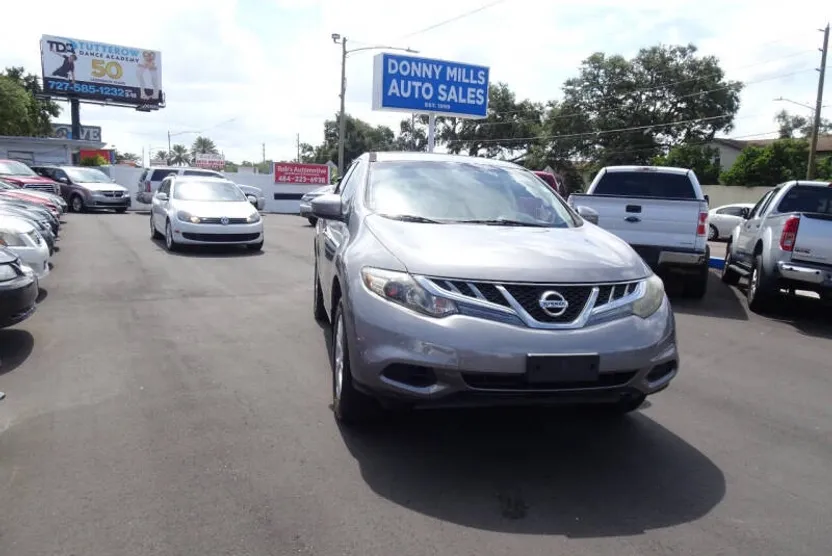 2011 Nissan Murano S photo 1