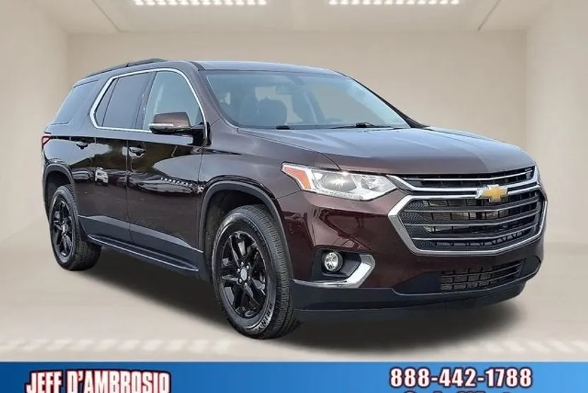 2020 Chevrolet Traverse 1LT photo 1