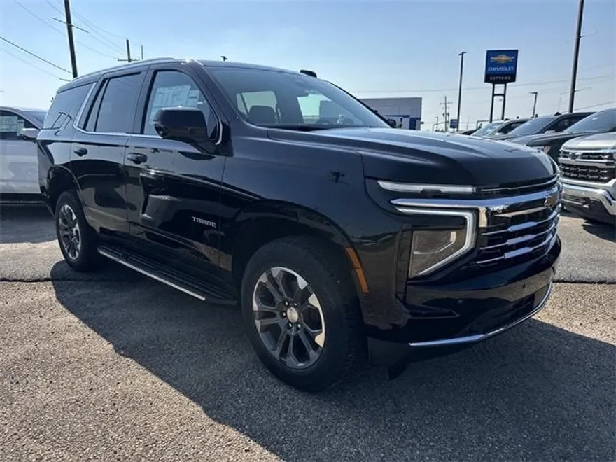 2026 Chevrolet Tahoe LT photo 1