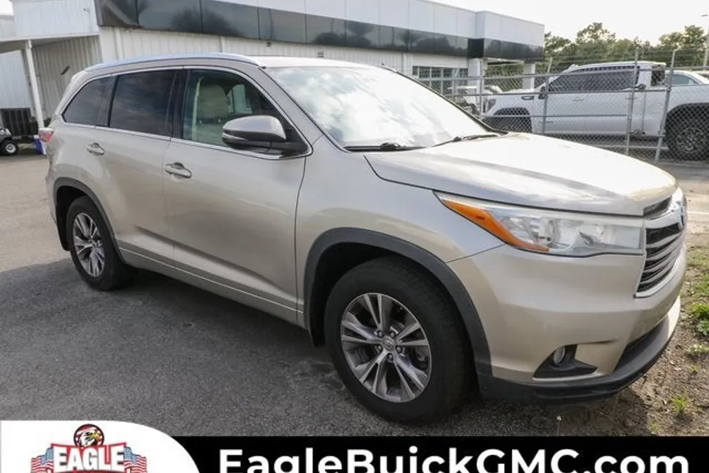 2015 Toyota Highlander XLE photo 1