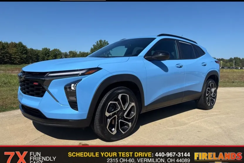 2024 Chevrolet Trax photo 1
