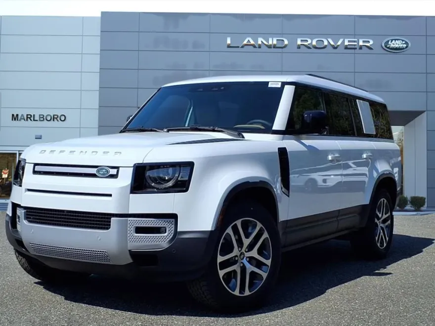 2025 Land Rover Defender 130 S photo 1