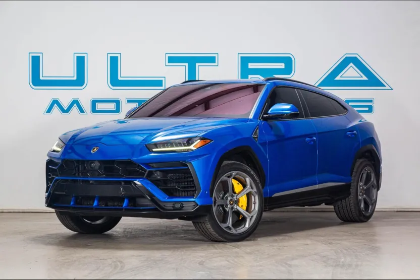 2019 Lamborghini Urus photo 1
