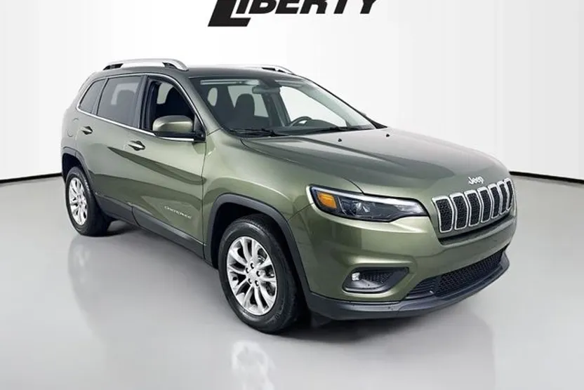 2019 Jeep Cherokee Latitude photo 1
