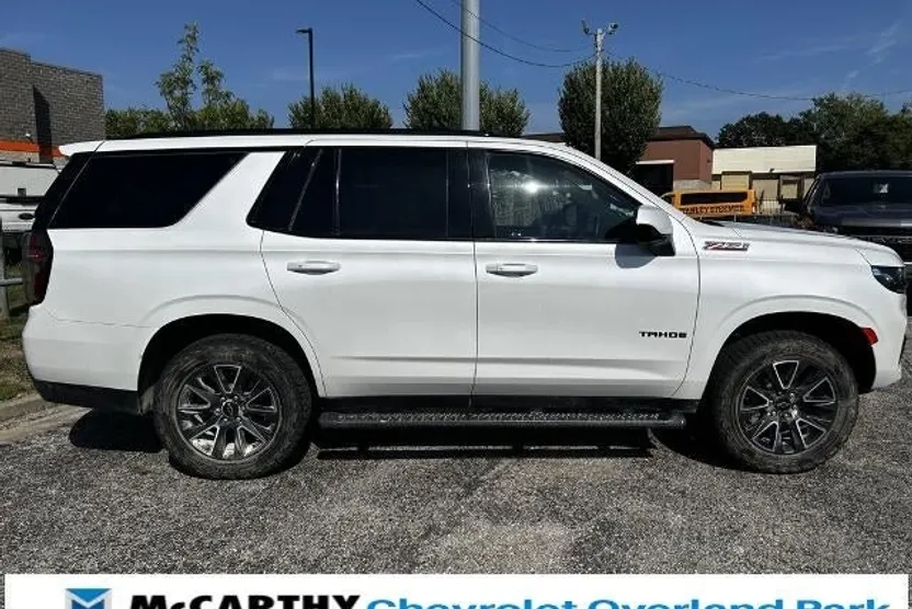 2021 Chevrolet Tahoe Z71 photo 1