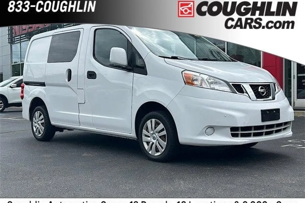 2020 Nissan NV200 SV photo 1