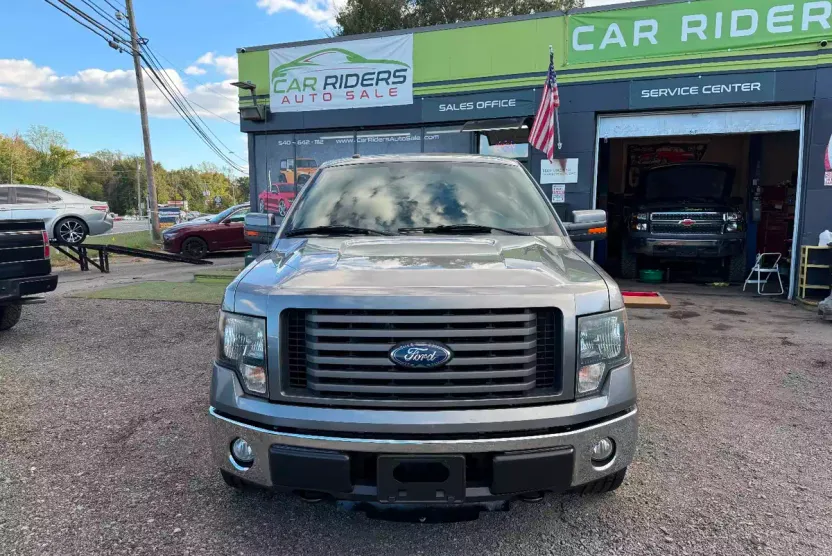 2011 Ford F-150 photo 1