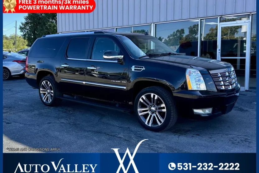 2011 Cadillac Escalade ESV Sport photo 1